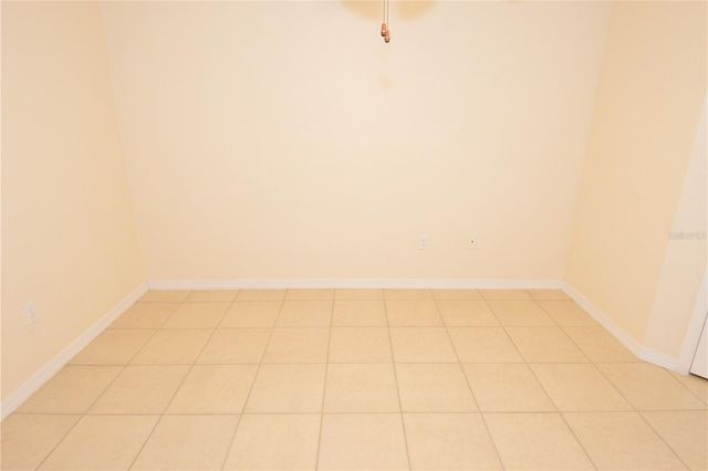 8627 FANCY FINCH DRIVE 102, Tampa, FL 33614