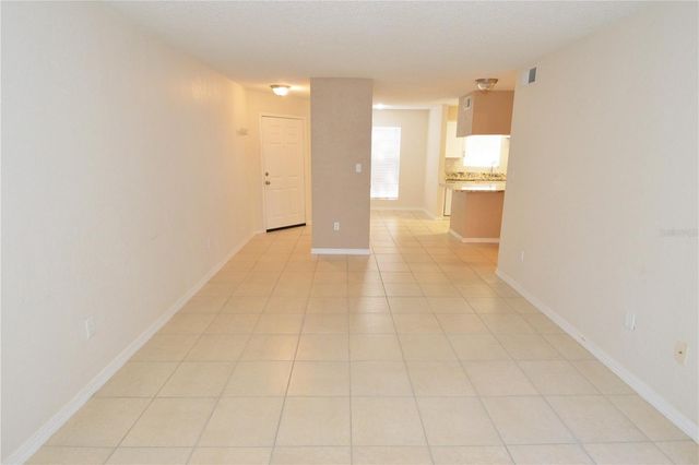 8627 FANCY FINCH DRIVE 102, Tampa, FL 33614