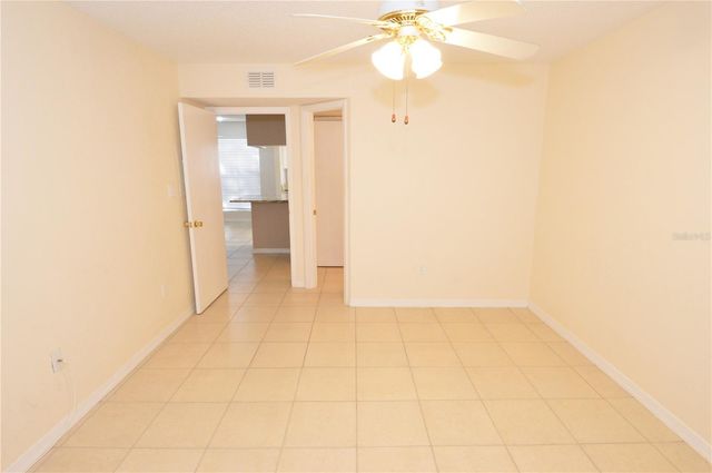 8627 FANCY FINCH DRIVE 102, Tampa, FL 33614