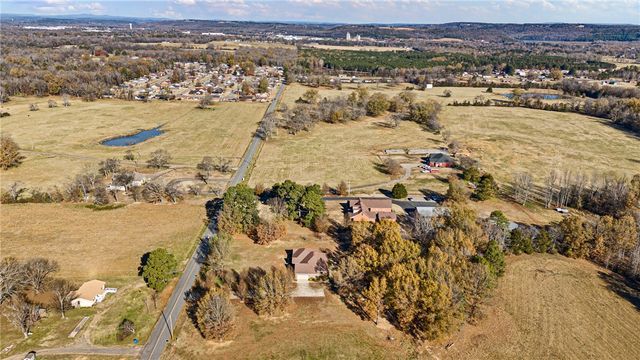 676 Day Road, Pottsville, AR 72858