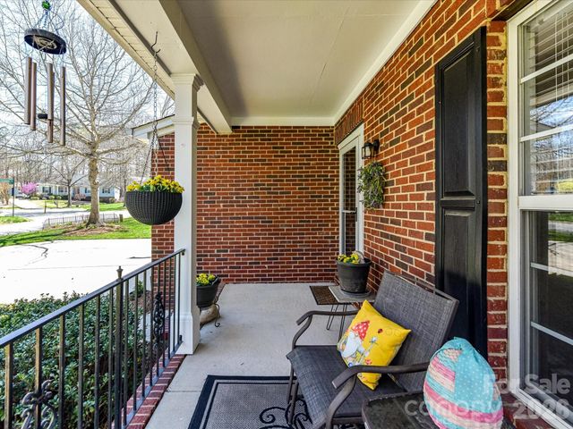 12305 Chickasaw Drive, Huntersville, NC 28078