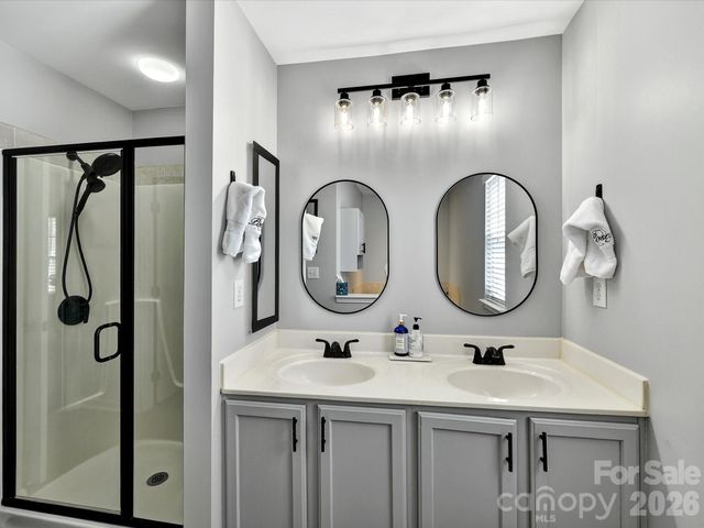 12305 Chickasaw Drive, Huntersville, NC 28078