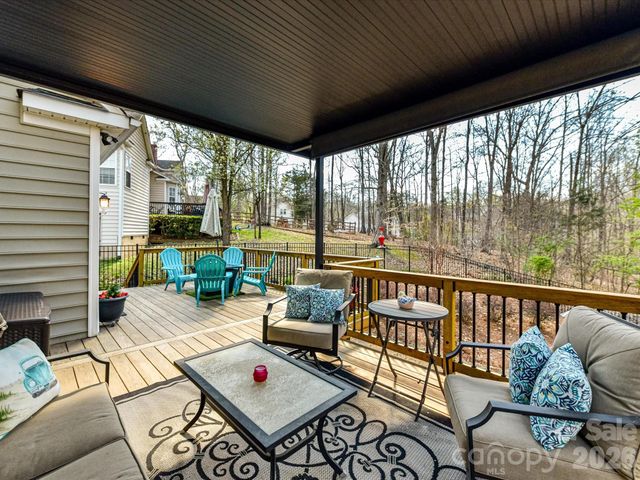 12305 Chickasaw Drive, Huntersville, NC 28078