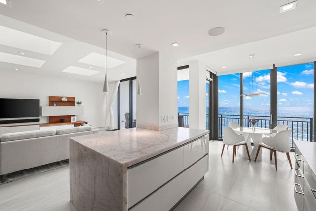 1800 S Ocean Boulevard Ph C, Boca Raton, FL 33432