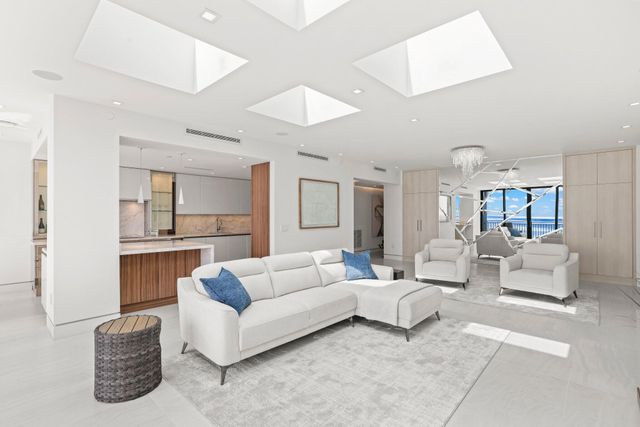 1800 S Ocean Boulevard Ph C, Boca Raton, FL 33432