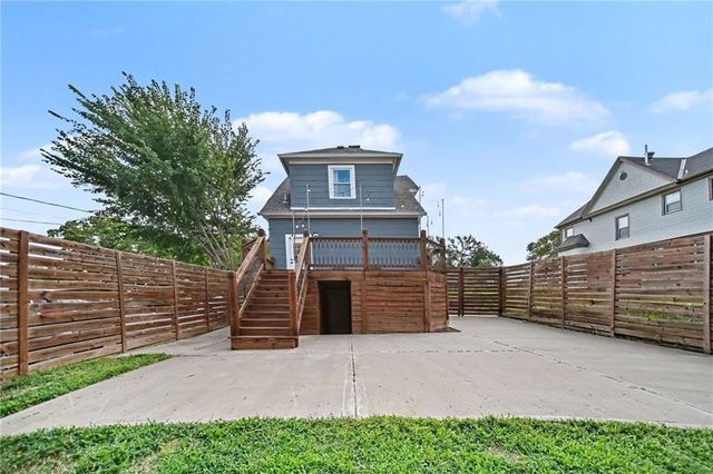 3012 Flora Avenue, Kansas City, MO 64109