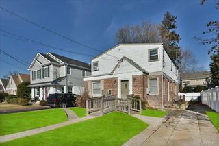 529 Stratford Road, South Hempstead, NY 11550