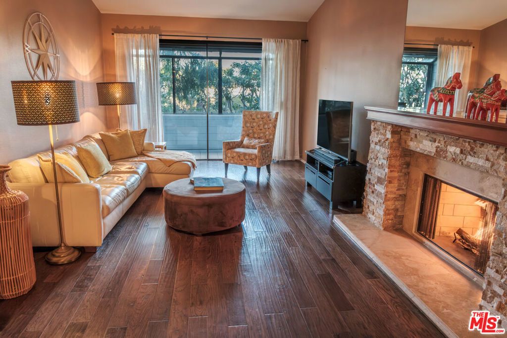 4600 Via Dolce 304, Marina Del Rey, CA 90292