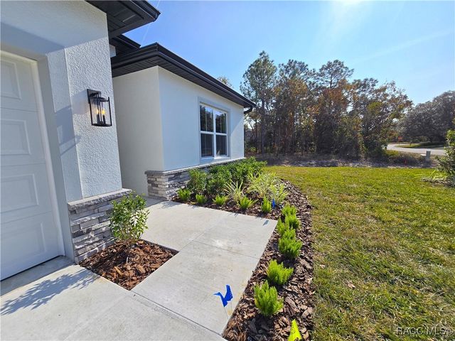 6 Calendula Court, Homosassa, FL 34446