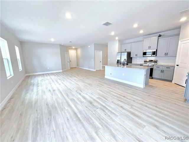 6 Calendula Court, Homosassa, FL 34446