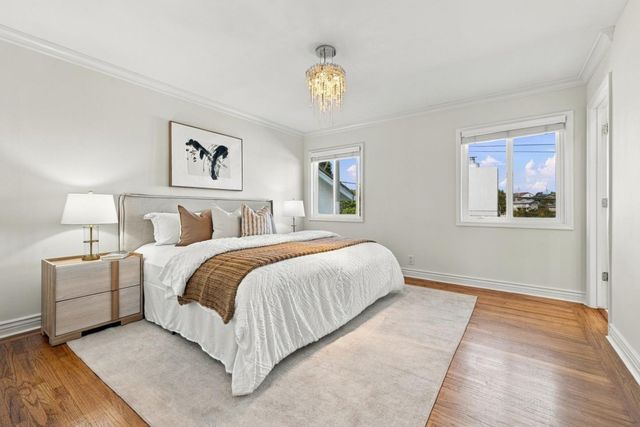 2850 Medford Avenue, Redwood City, CA 94061