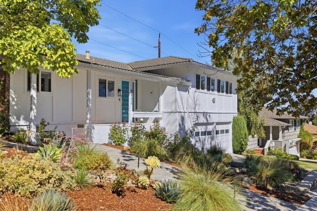 2850 Medford Avenue, Redwood City, CA 94061