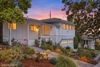 2850 Medford Avenue, Redwood City, CA 94061