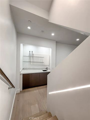 5130 Medina, Woodland Hills, CA 91364