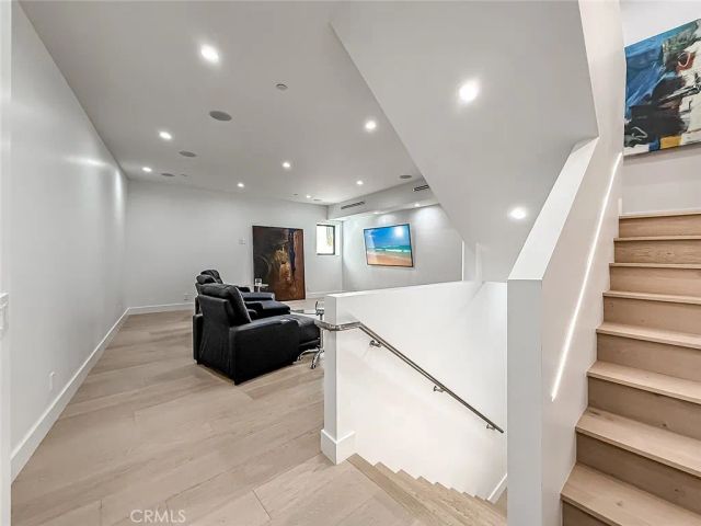 5130 Medina, Woodland Hills, CA 91364