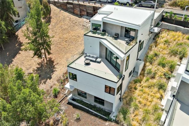 5130 Medina, Woodland Hills, CA 91364