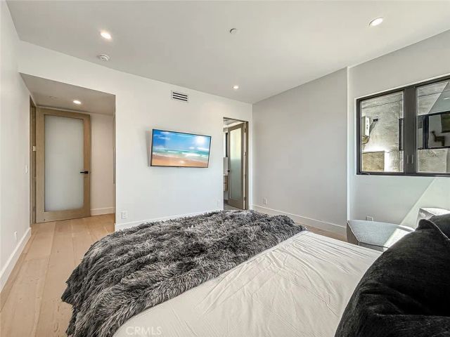 5130 Medina, Woodland Hills, CA 91364