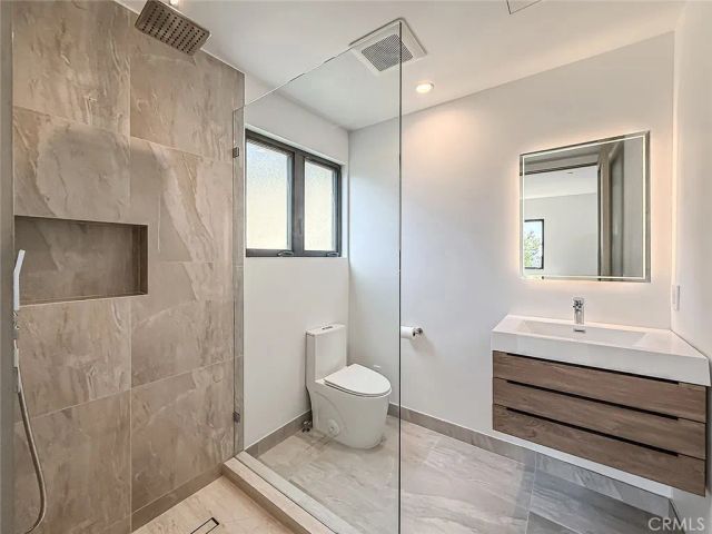 5130 Medina, Woodland Hills, CA 91364