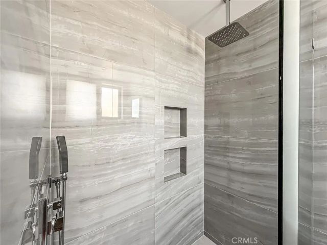 5130 Medina, Woodland Hills, CA 91364