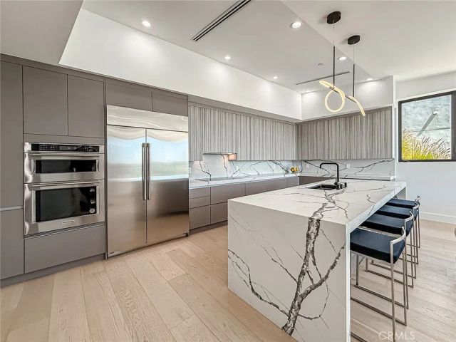 5130 Medina, Woodland Hills, CA 91364