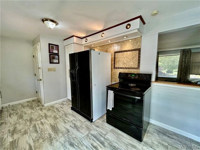 220 Treehaven Road, Cheektowaga, NY 14215