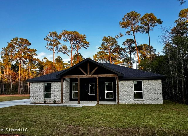 1829 Victoria Drive, Gautier, MS 39553