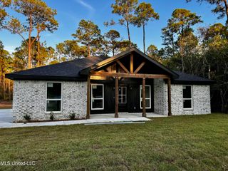 1829 Victoria Drive, Gautier, MS 39553