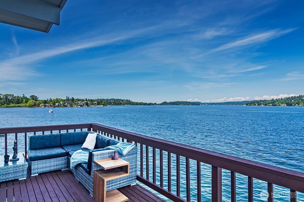 9620 Rainier Avenue S, Seattle, WA 98118