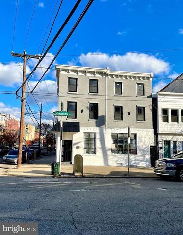 835-837 CORINTHIAN AVE
