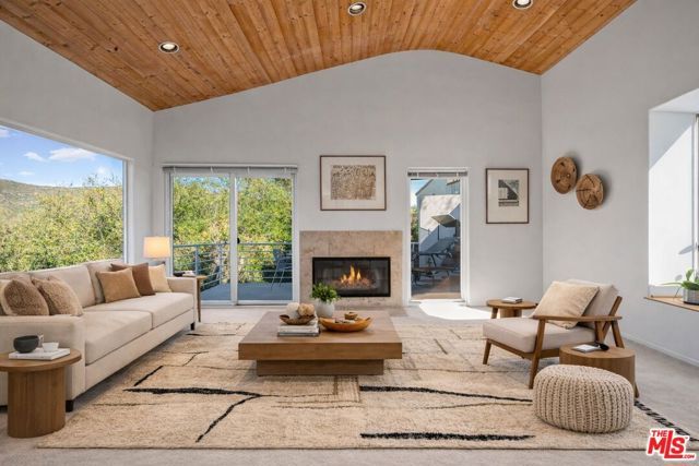 26207 Ingleside Way, Malibu, CA 90265