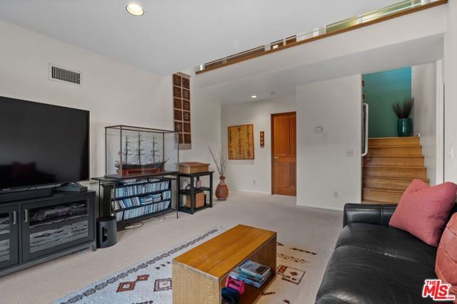 26207 Ingleside Way, Malibu, CA 90265