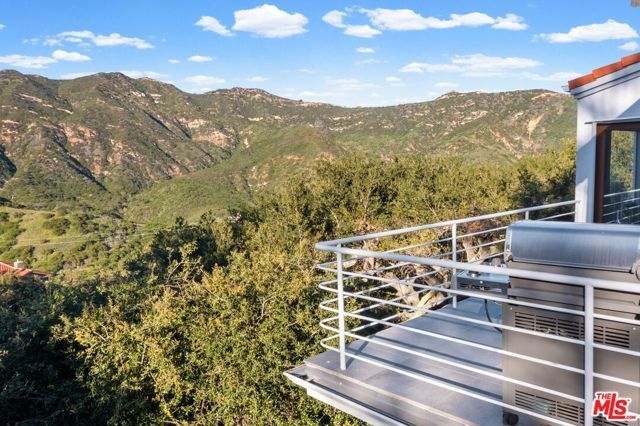 26207 Ingleside Way, Malibu, CA 90265