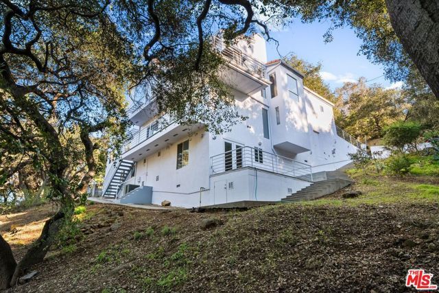 26207 Ingleside Way, Malibu, CA 90265