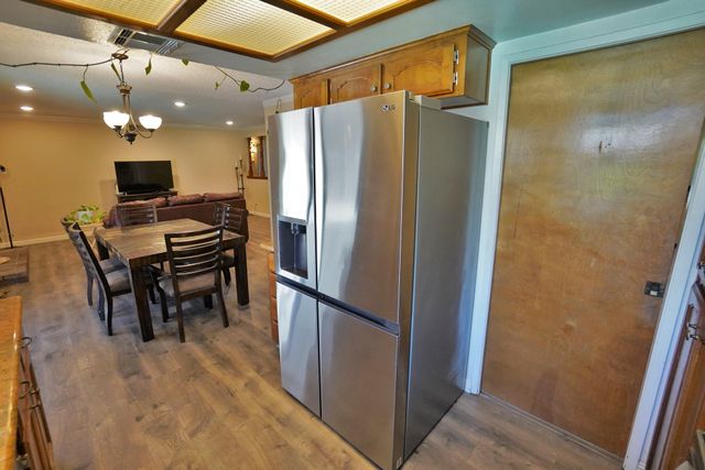 5823 E Washington Avenue, Fresno, CA 93727