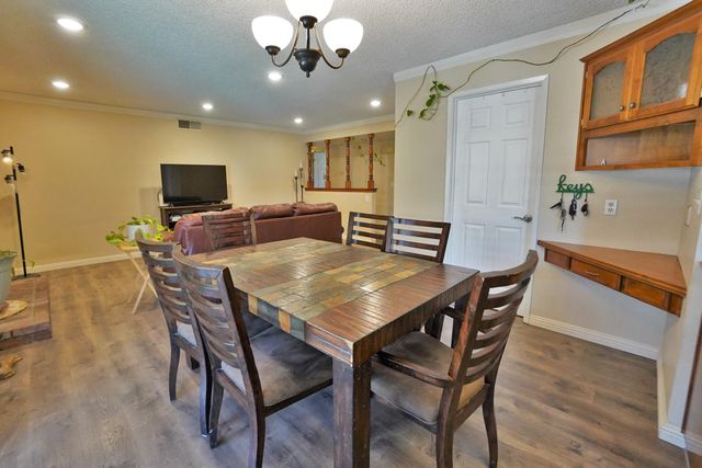 5823 E Washington Avenue, Fresno, CA 93727