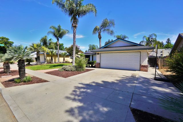 5823 E Washington Avenue, Fresno, CA 93727