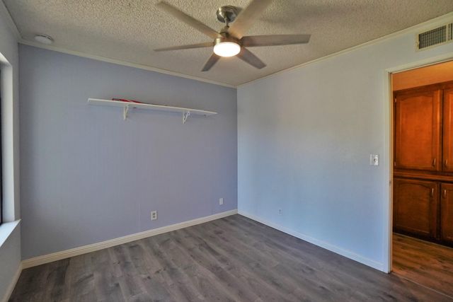 5823 E Washington Avenue, Fresno, CA 93727
