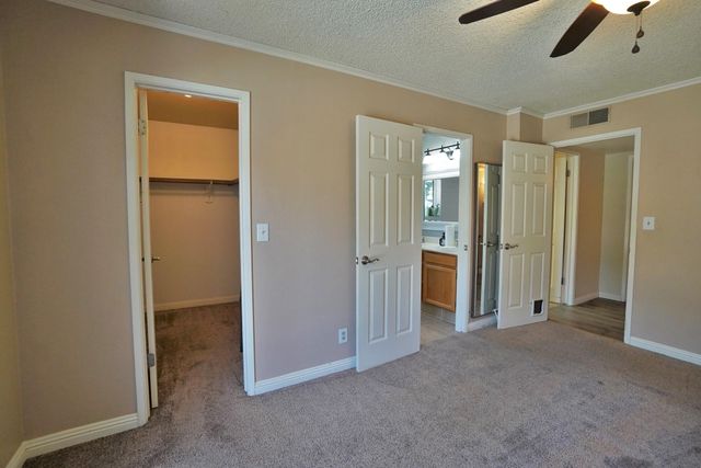 5823 E Washington Avenue, Fresno, CA 93727