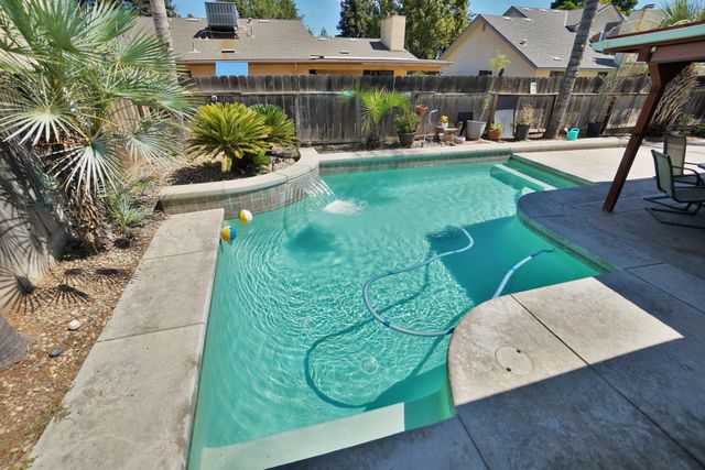 5823 E Washington Avenue, Fresno, CA 93727