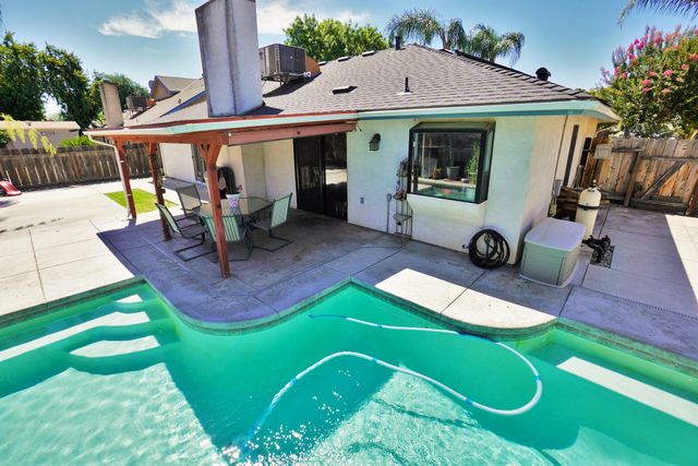 5823 E Washington Avenue, Fresno, CA 93727