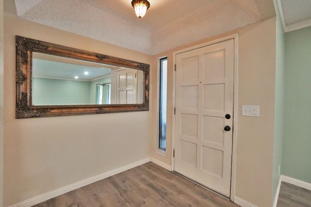 5823 E Washington Avenue, Fresno, CA 93727