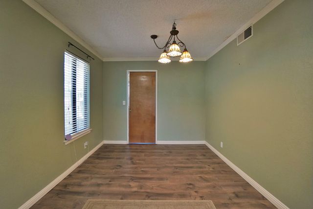 5823 E Washington Avenue, Fresno, CA 93727