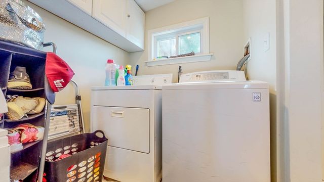 8 North St 2nd Flr, Newton, MA 02459