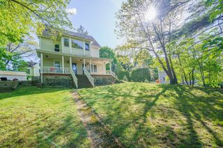 8 North St 2nd Flr, Newton, MA 02459
