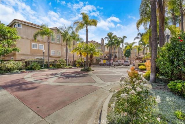 14049 LEMOLI, Hawthorne, CA 90250
