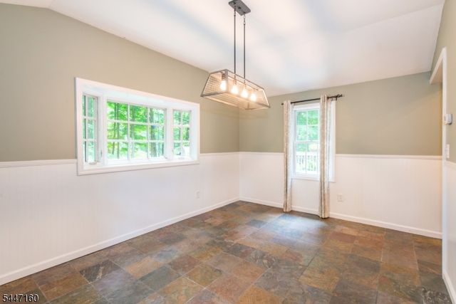 105 Drakestown Rd, Washington Twp., NJ 07840