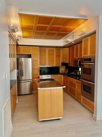 5878 Valley Forge Drive 149, Houston, TX 77057