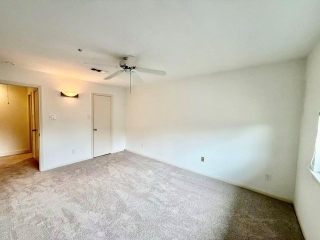 5878 Valley Forge Drive 149, Houston, TX 77057
