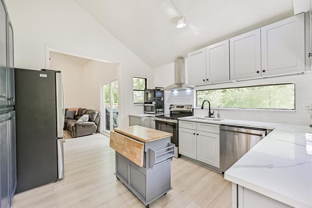 7445 Cobbs Oak Lane, Rosharon, TX 77583