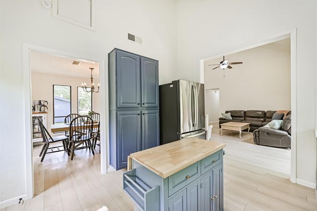 7445 Cobbs Oak Lane, Rosharon, TX 77583